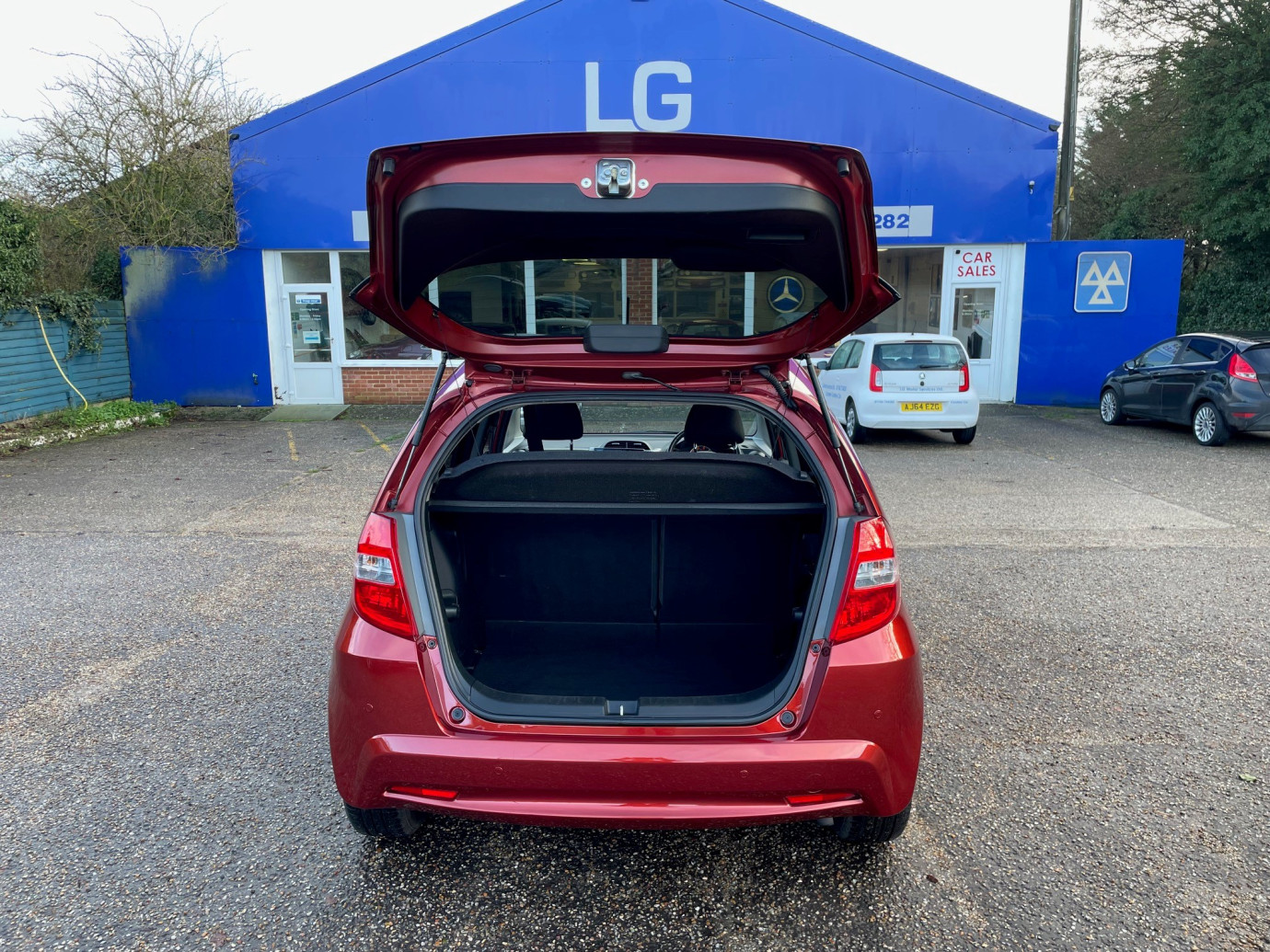 Jazz ES+I-VTEC Automatic