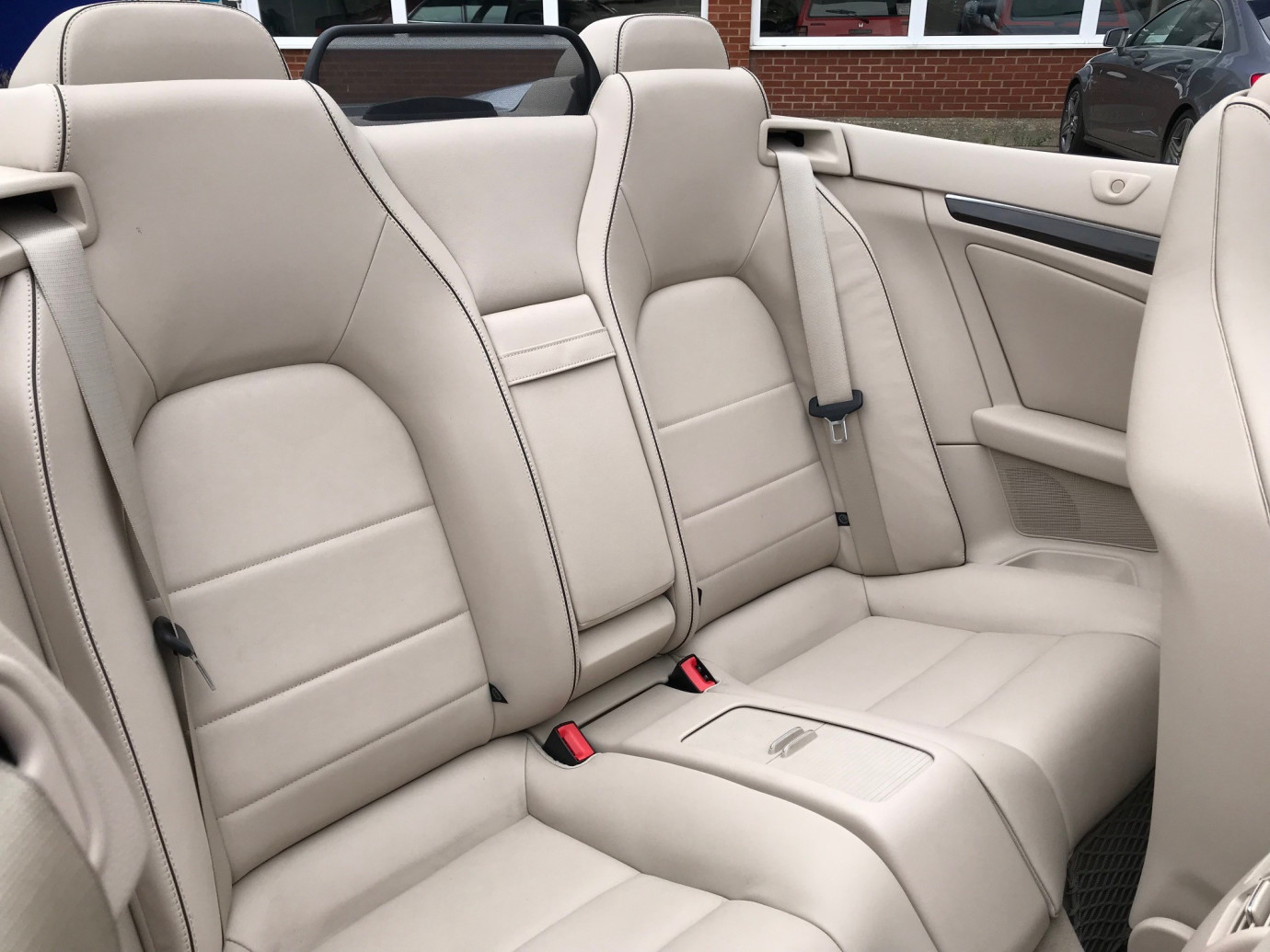 E220 Bluetec SE Cabriolet