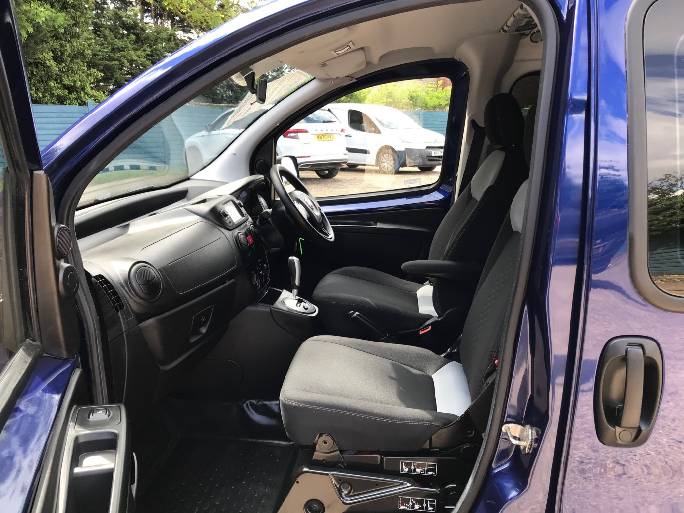 Fiorino 1.3 Multijet2 SX Romahome R10 Automatic