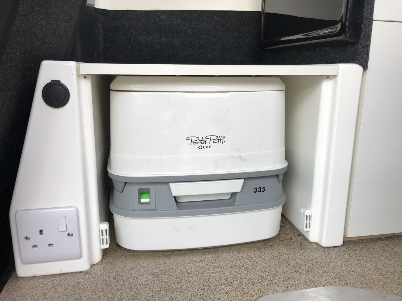 Fiorino 1.3 Multijet2 SX Romahome R10 Automatic