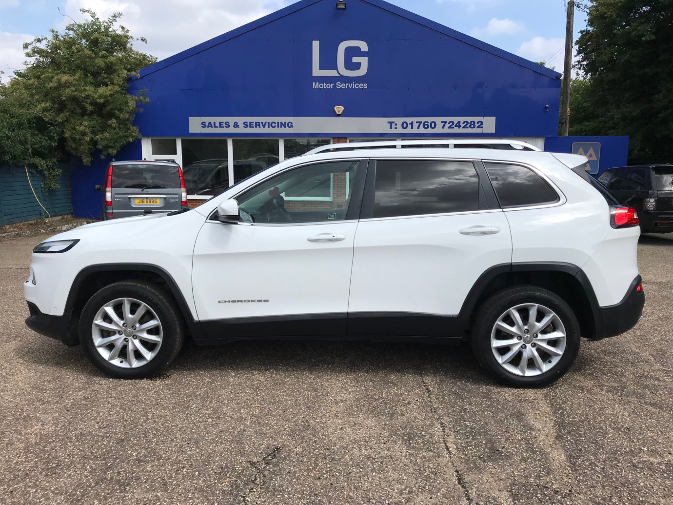 Cherokee Limited M-Jet 4x4 Auto SUV
