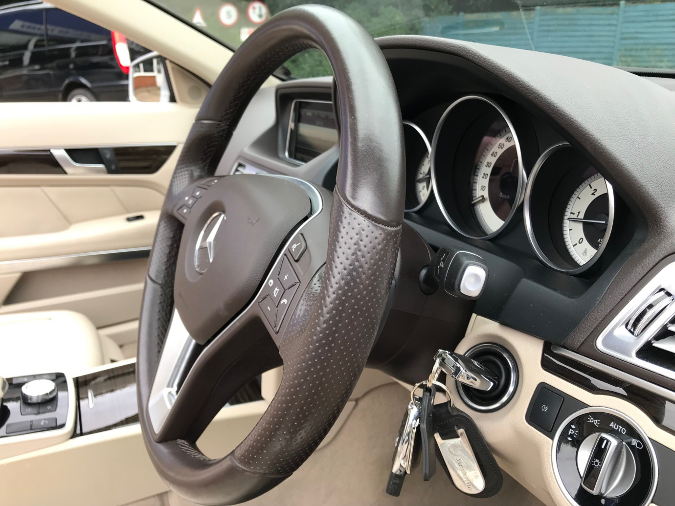 E220 Bluetec SE Cabriolet