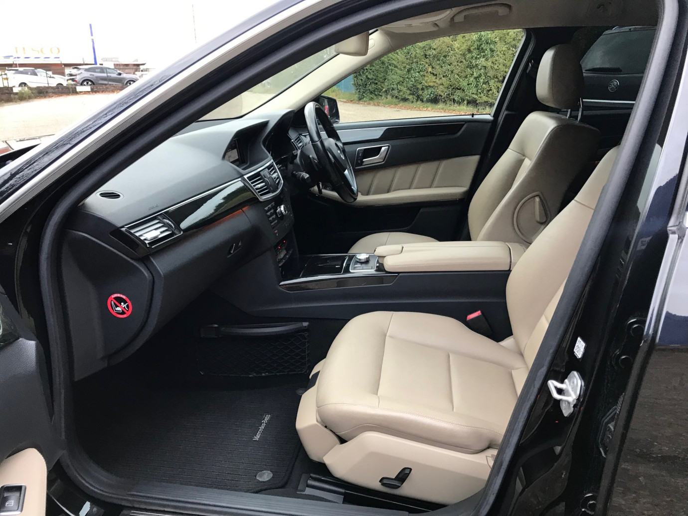 E220 CDI Avantgarde Blue-Efficiency Automatic