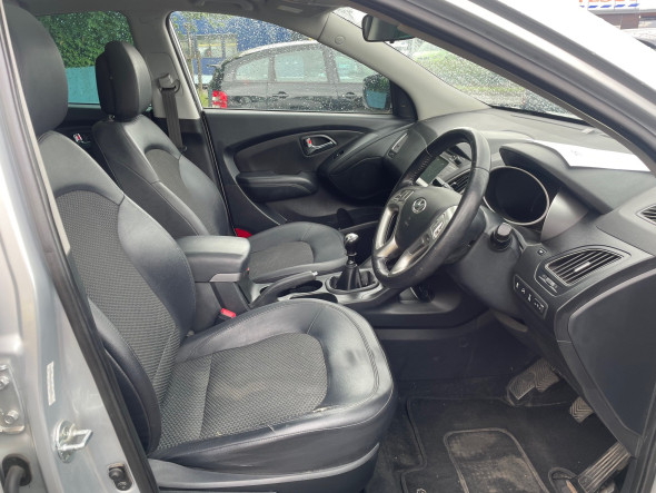 IX35 Premium CRDI 4WD TRADE TO CLEAR