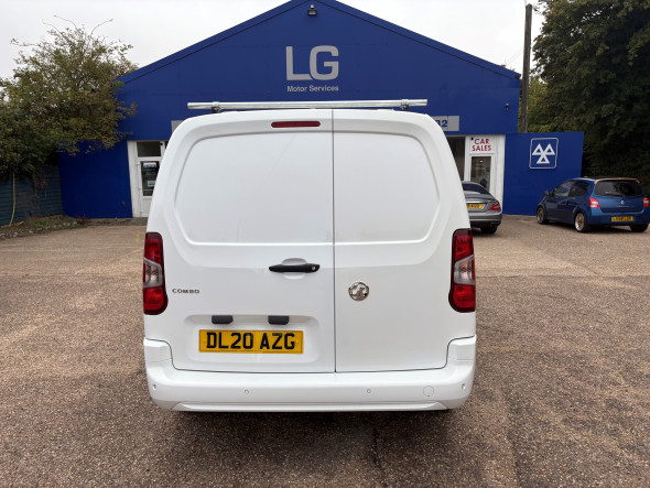 Combo 1.5 Turbo D L2 2300 H1 Sportive Panel Van