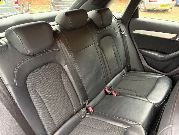 Q3 1.4 TFSI S-Line