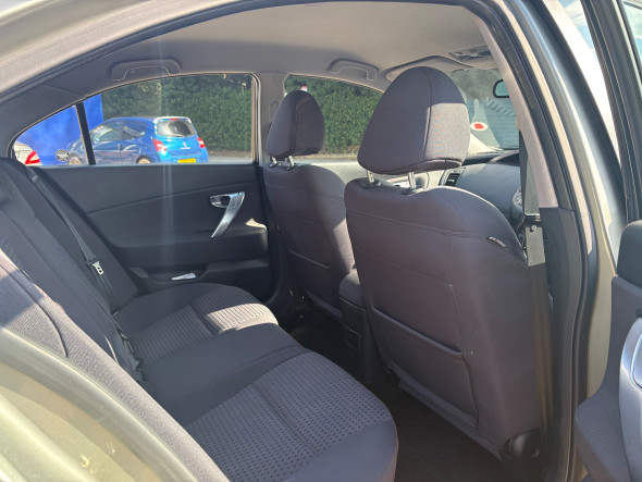 Primera 1.8i SX