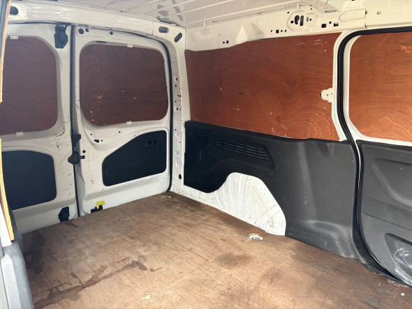 Combo 1.5 Turbo D L2 2300 H1 Sportive Panel Van