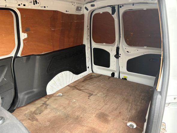 Combo 1.5 Turbo D L2 2300 H1 Sportive Panel Van