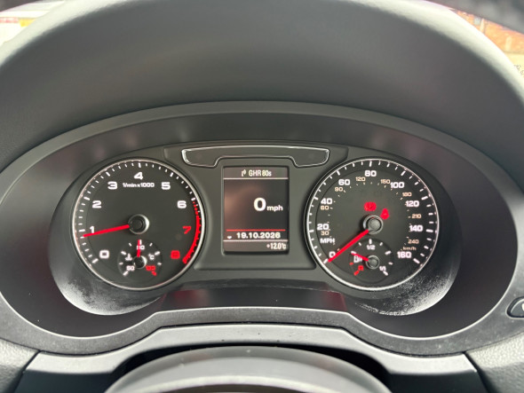 Q3 1.4 TFSI S-Line