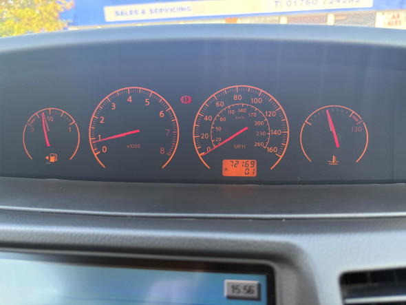 Primera 1.8i SX