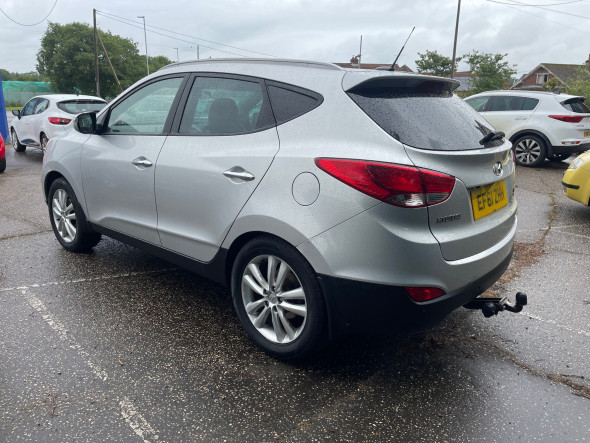 IX35 Premium CRDI 4WD TRADE TO CLEAR