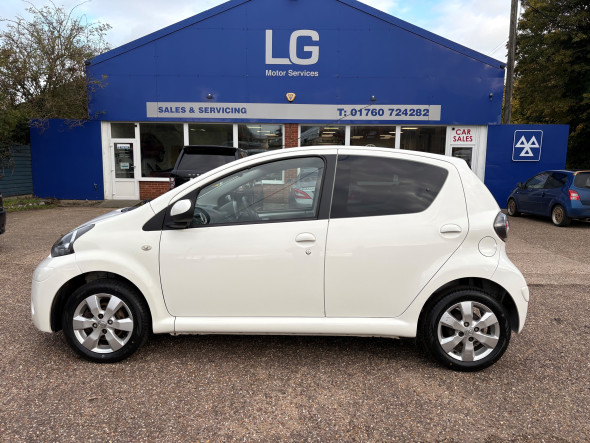 Aygo VVT-I Fire