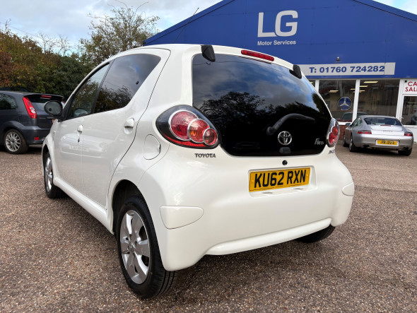 Aygo VVT-I Fire
