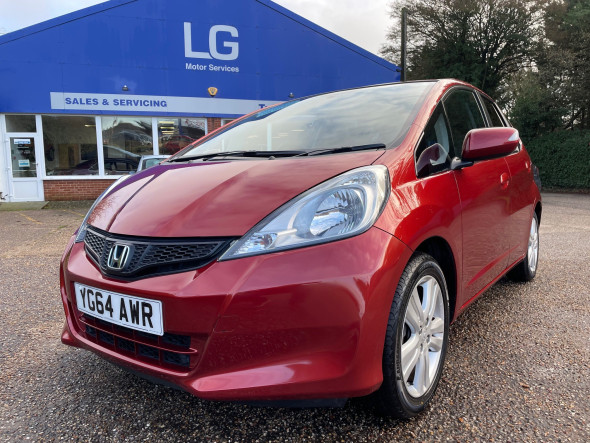 Jazz ES+I-VTEC Automatic