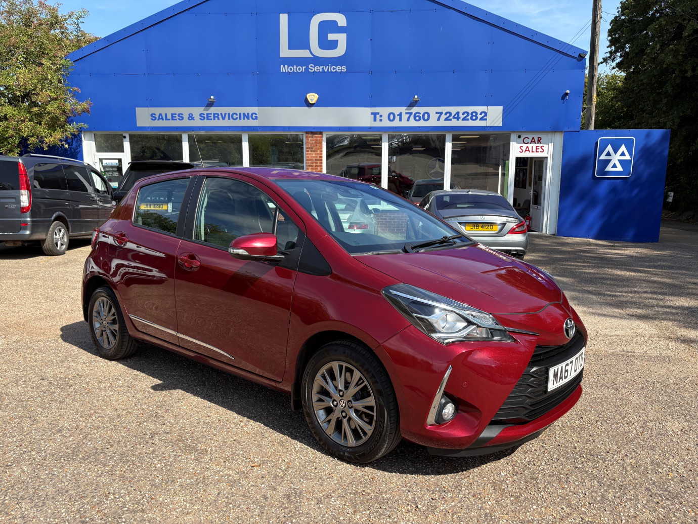 Yaris 1.5 VVT-i Icon Tech