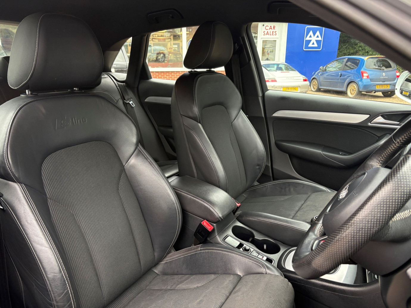 Q3 1.4 TFSI S-Line