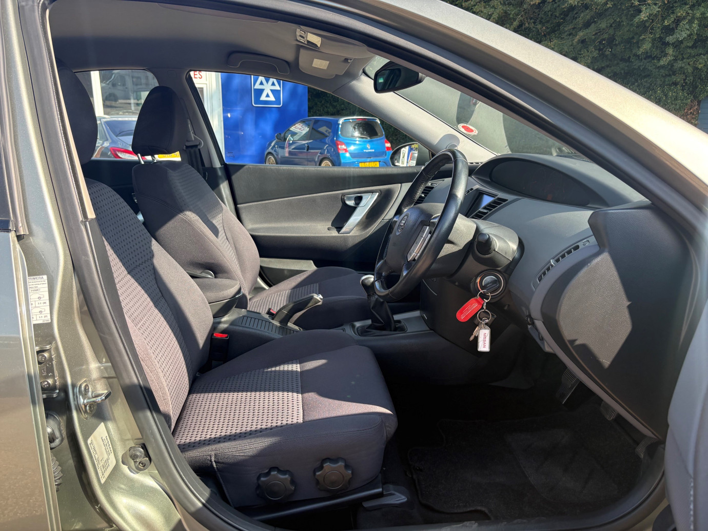 Primera 1.8i SX
