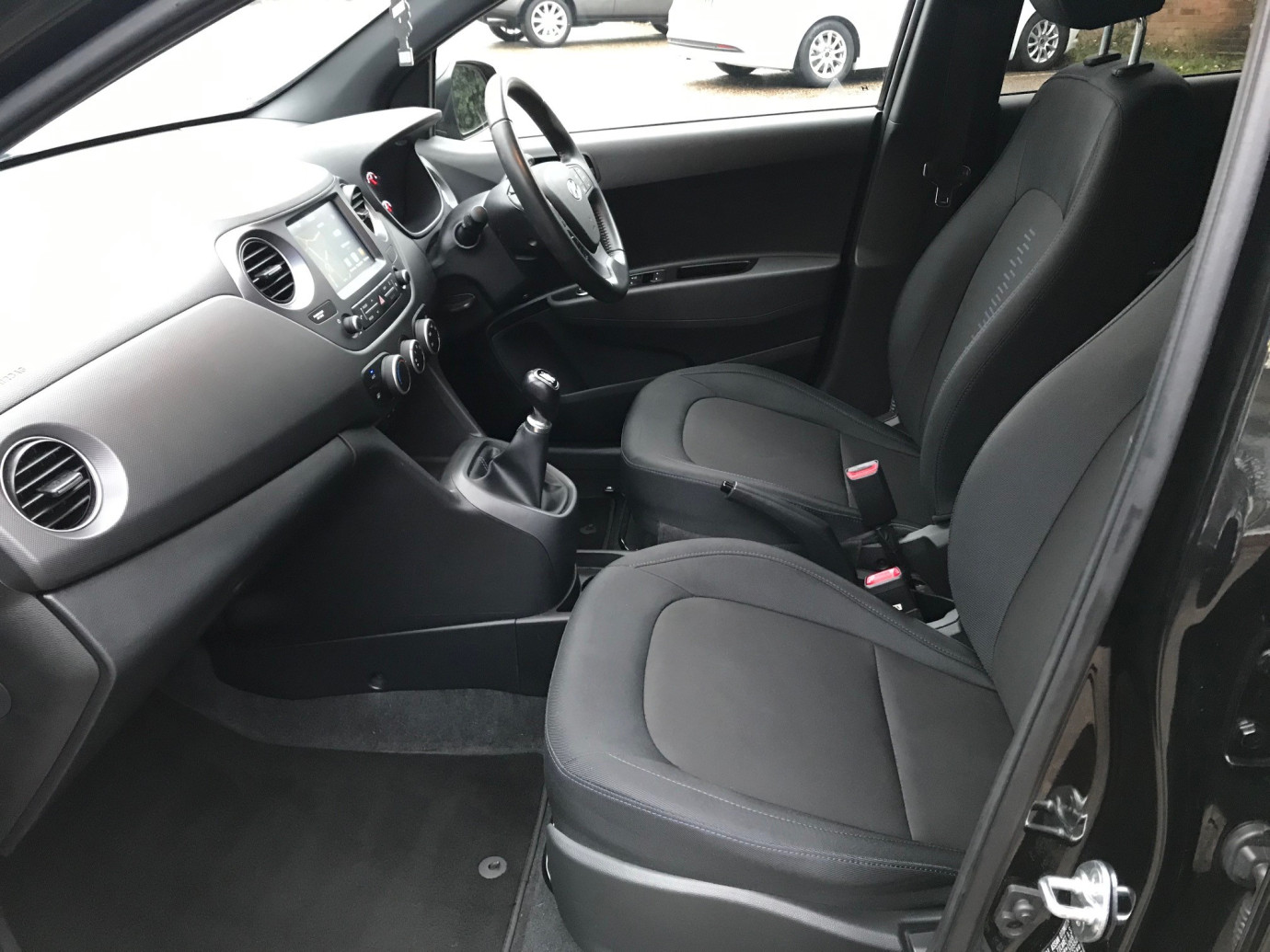 I10 Go SE