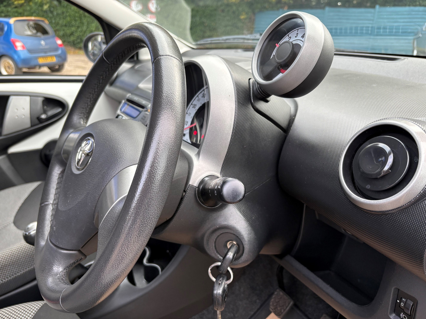 Aygo VVT-I Fire