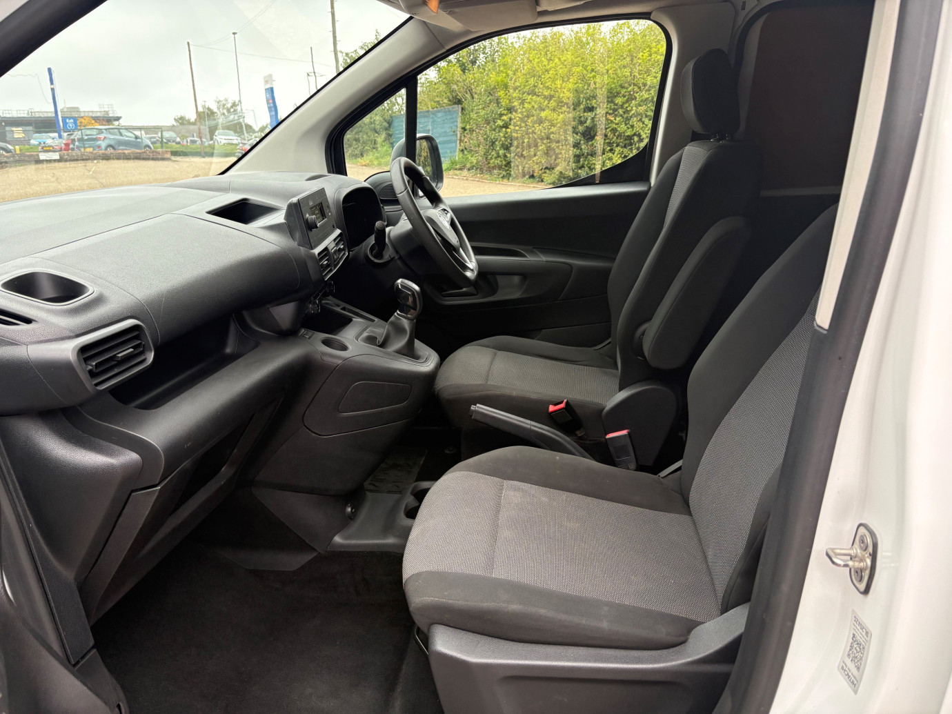 Combo 1.5 Turbo D L2 2300 H1 Sportive Panel Van