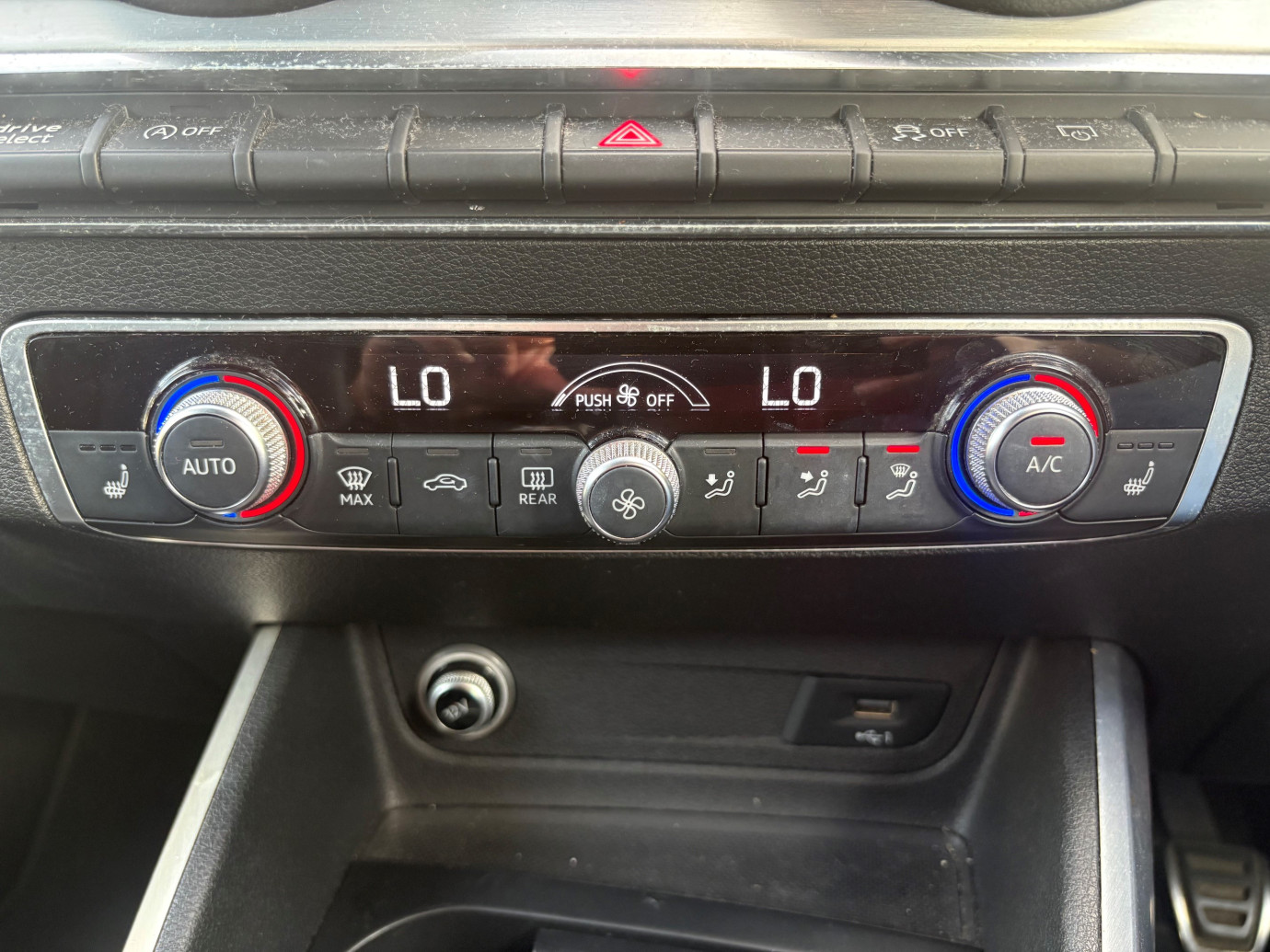 Q2 1.6 TDI S Line SUV
