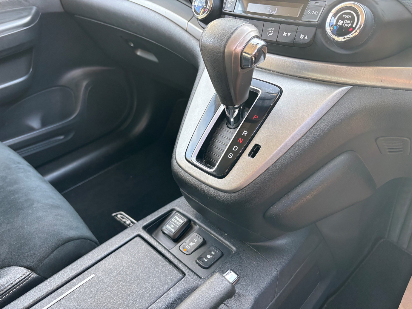 CR-V 2.0 i-VTEC SR Auto SUV