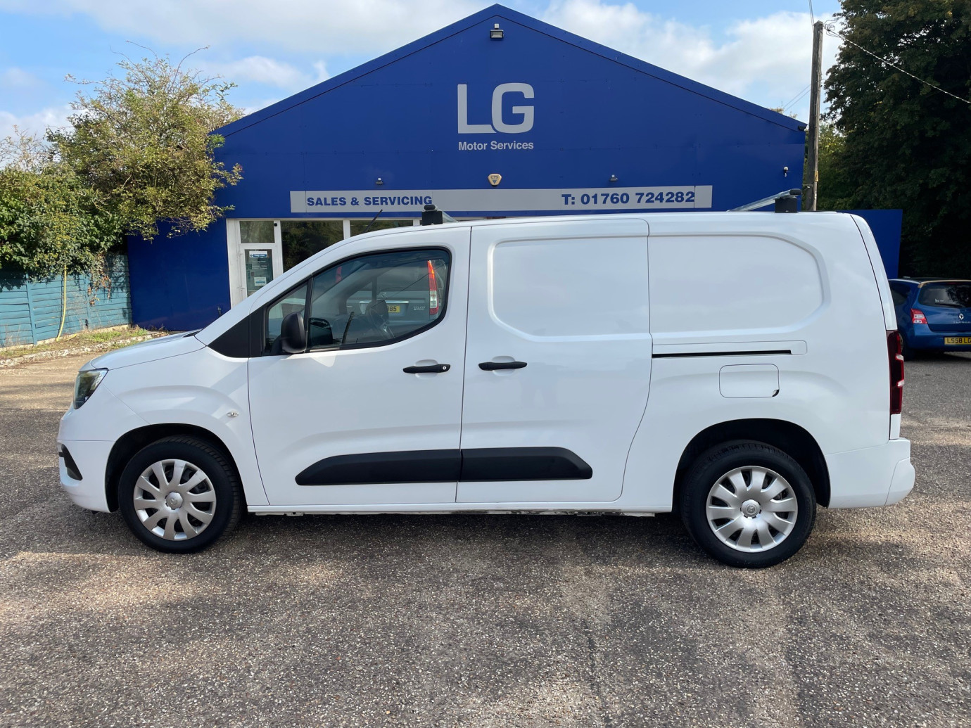 Combo 1.5 Turbo D L2 2300 H1 Sportive Panel Van